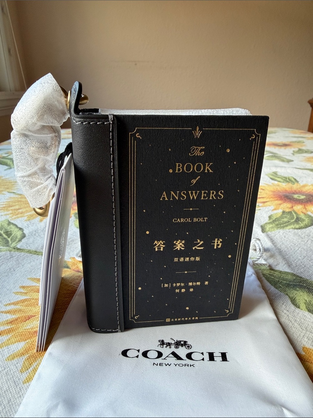 📚🖤📚  COACH BOOK OF ANSWERS BOOK BAG CHARM BY CAROL BOLT 🖤📚🖤